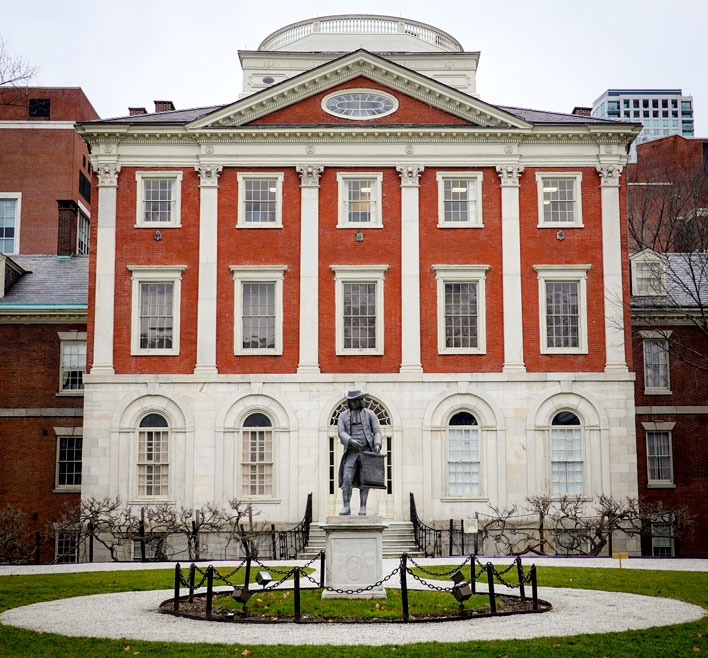2019_Spring_Zinsmeister_Photo10 2019_Spring_Zinsmeister_Photo10
