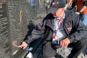 A Flight to Remember: How the Honor Flight is Bringing Hope and Healing to Veterans  preview
